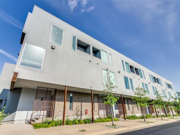 2303  Spencer Court , Dallas Texas 75208