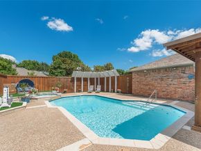 6802  Lochmoor Lane , Garland Texas 75044