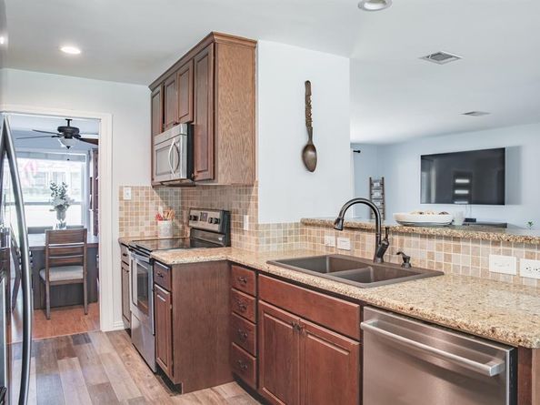 609  Hillside Road , Colleyville Texas 76034