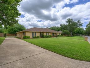 2125  Woodbrook Street , Denton Texas 76205
