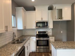 1516 E Maddox Avenue , Fort Worth Texas 76104