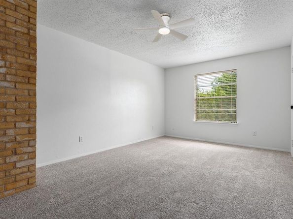 4803  Rollingwood Court , Garland Texas 75043