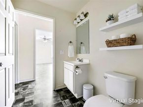 1415 E Jefferson Avenue , Fort Worth Texas 76104
