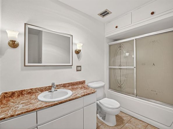 1744  Gross Road , Dallas Texas 75228