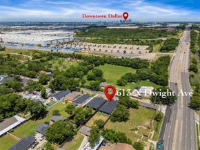 613 N Dwight Avenue , Dallas Texas 75211
