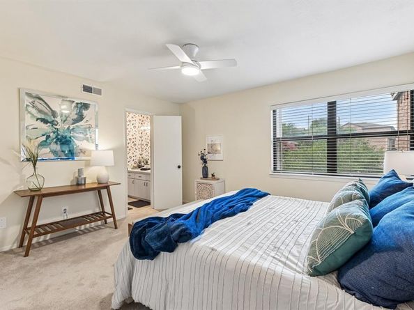 6017  Milton Street  137, Dallas Texas 75206