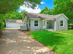 1015  Wilshire Boulevard , Arlington Texas 76012