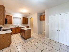 1613  Degnen Lane , Providence Village Texas 76227
