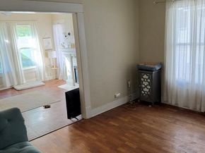 4827  Tremont Street , Dallas Texas 75246