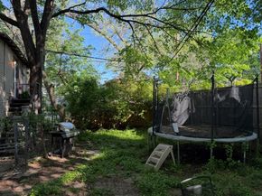 4827  Tremont Street , Dallas Texas 75246