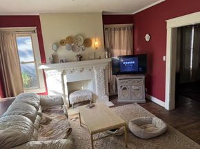 4827  Tremont Street , Dallas Texas 75246