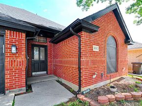 8737  San Joaquin Trail , Fort Worth Texas 76118