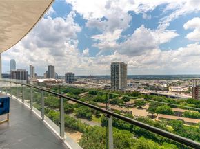 3130  Harwood   1502, Dallas Texas 75201