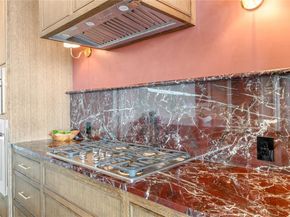 3130  Harwood   1502, Dallas Texas 75201