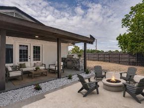 5202  Chestnut Place , Garland Texas 75043
