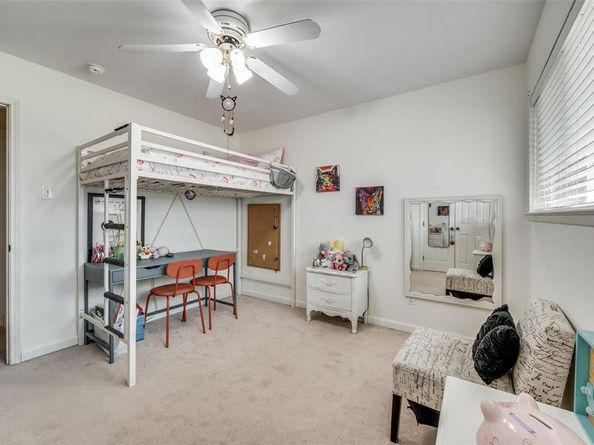 9835  Estate Lane , Dallas Texas 75238