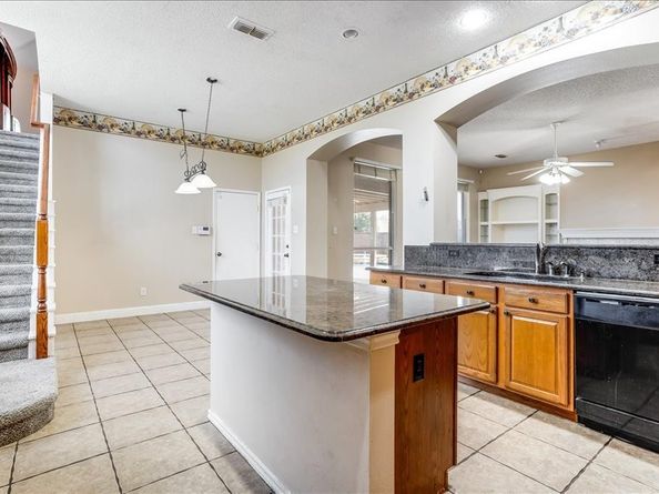 1102  Waterside Court , Mesquite Texas 75181