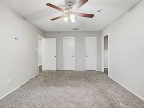 1137  Meadow Creek Court , Lancaster Texas 75146