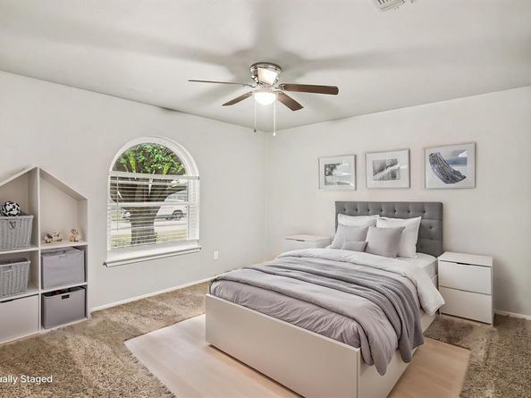 902  Kerry Street , Benbrook Texas 76126