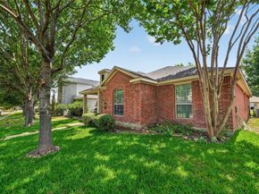 2830  Gospel Drive , Dallas Texas 75237