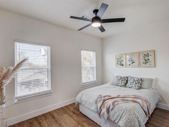 3230  6th Avenue , Fort Worth Texas 76110