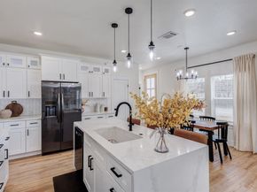 3230  6th Avenue , Fort Worth Texas 76110