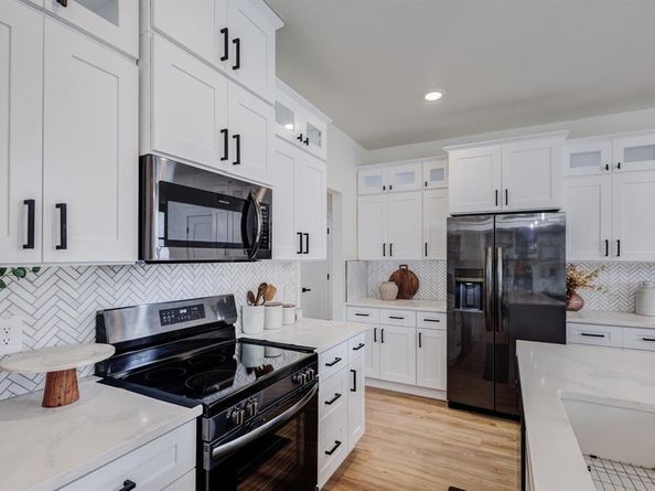 3230  6th Avenue , Fort Worth Texas 76110