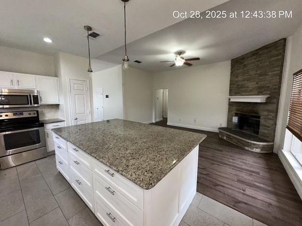 10505  Lone Pine Lane , Fort Worth Texas 76108