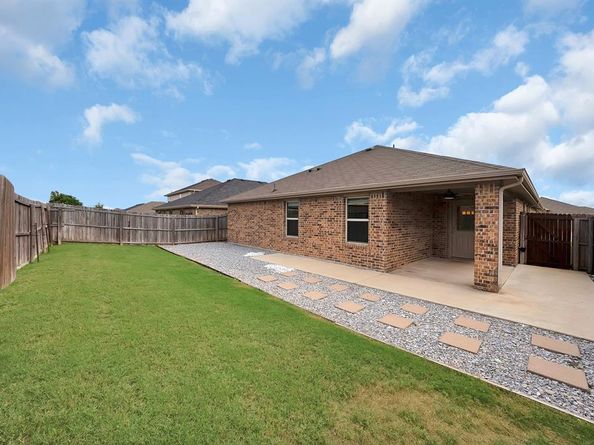 2477  Hankinson Lane , Fate Texas 75189