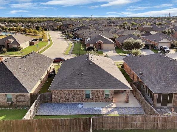 2477  Hankinson Lane , Fate Texas 75189