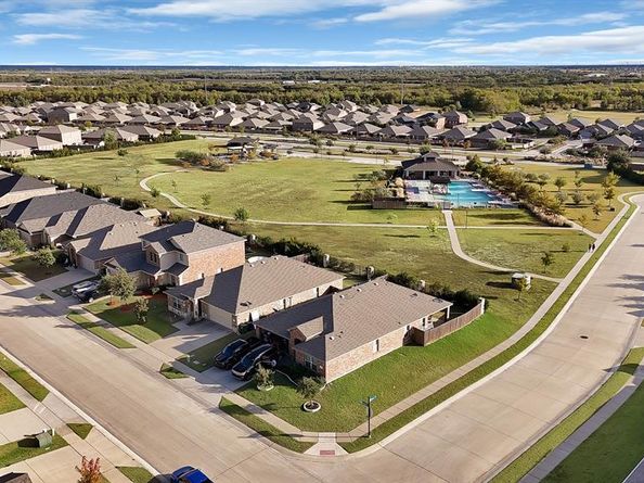 2477  Hankinson Lane , Fate Texas 75189