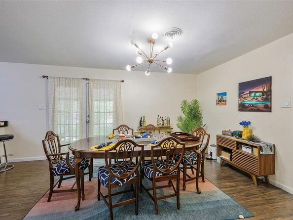 8619  Reva Street , Dallas Texas 75227