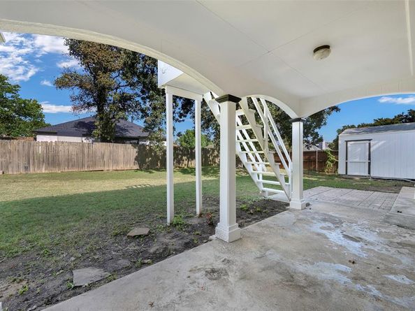 8619  Reva Street , Dallas Texas 75227