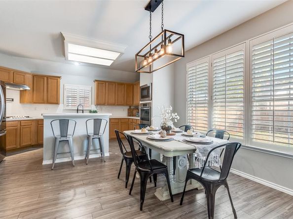 2821  Cheshire Way , Grand Prairie Texas 75052