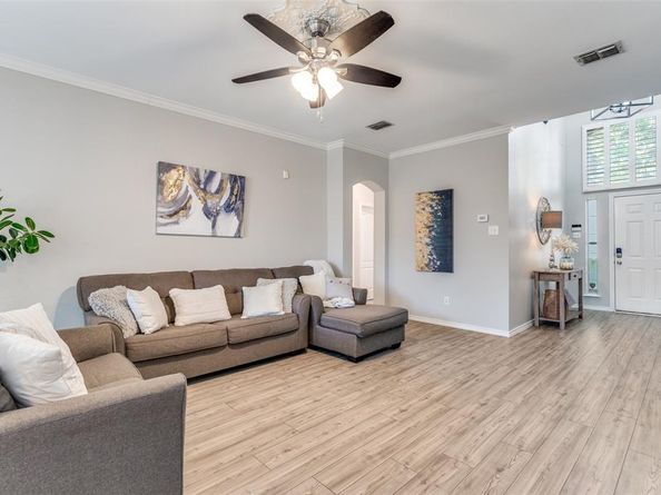 2821  Cheshire Way , Grand Prairie Texas 75052