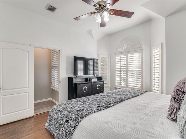 2821  Cheshire Way , Grand Prairie Texas 75052