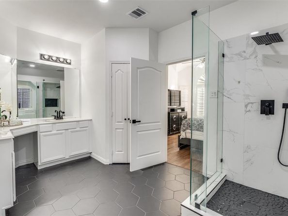 2821  Cheshire Way , Grand Prairie Texas 75052