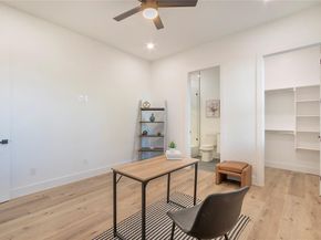 2003  Hearne Avenue , Dallas Texas 75212