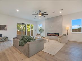 2003  Hearne Avenue , Dallas Texas 75212