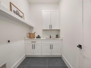 2003  Hearne Avenue , Dallas Texas 75212