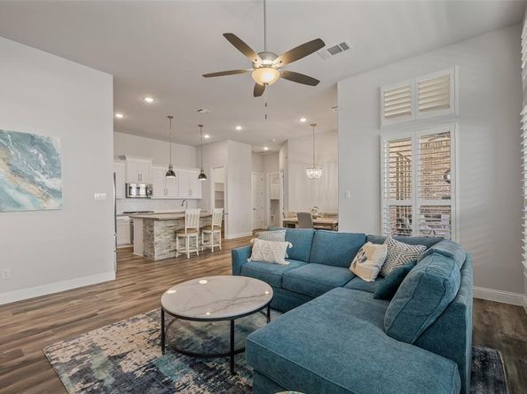 617  Artesian Drive , Argyle Texas 76226