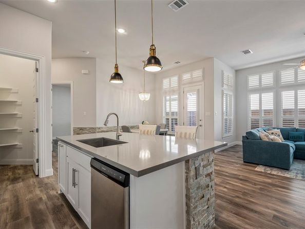 617  Artesian Drive , Argyle Texas 76226