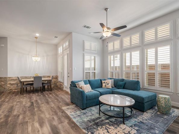 617  Artesian Drive , Argyle Texas 76226