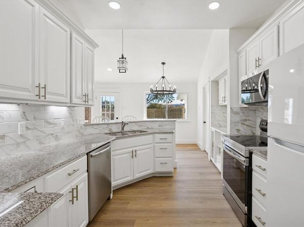 1734  Belltower Place , Lewisville Texas 75067