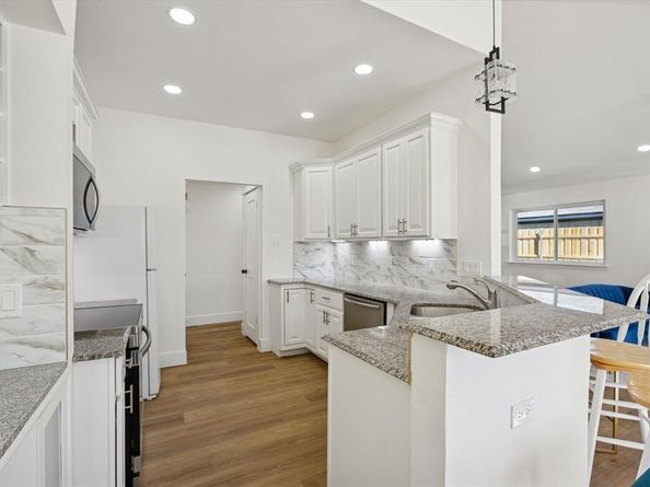 1734  Belltower Place , Lewisville Texas 75067