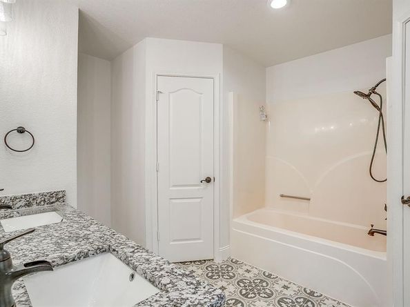 155  Ann Court , Azle Texas 76020