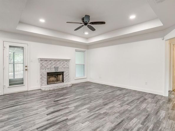 155  Ann Court , Azle Texas 76020