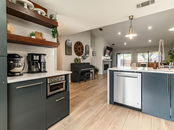 4156  Malone Avenue , The Colony Texas 75056