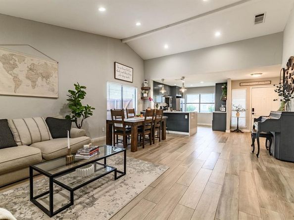 4156  Malone Avenue , The Colony Texas 75056