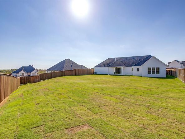 8129  Spanish Hills  , Benbrook Texas 76126